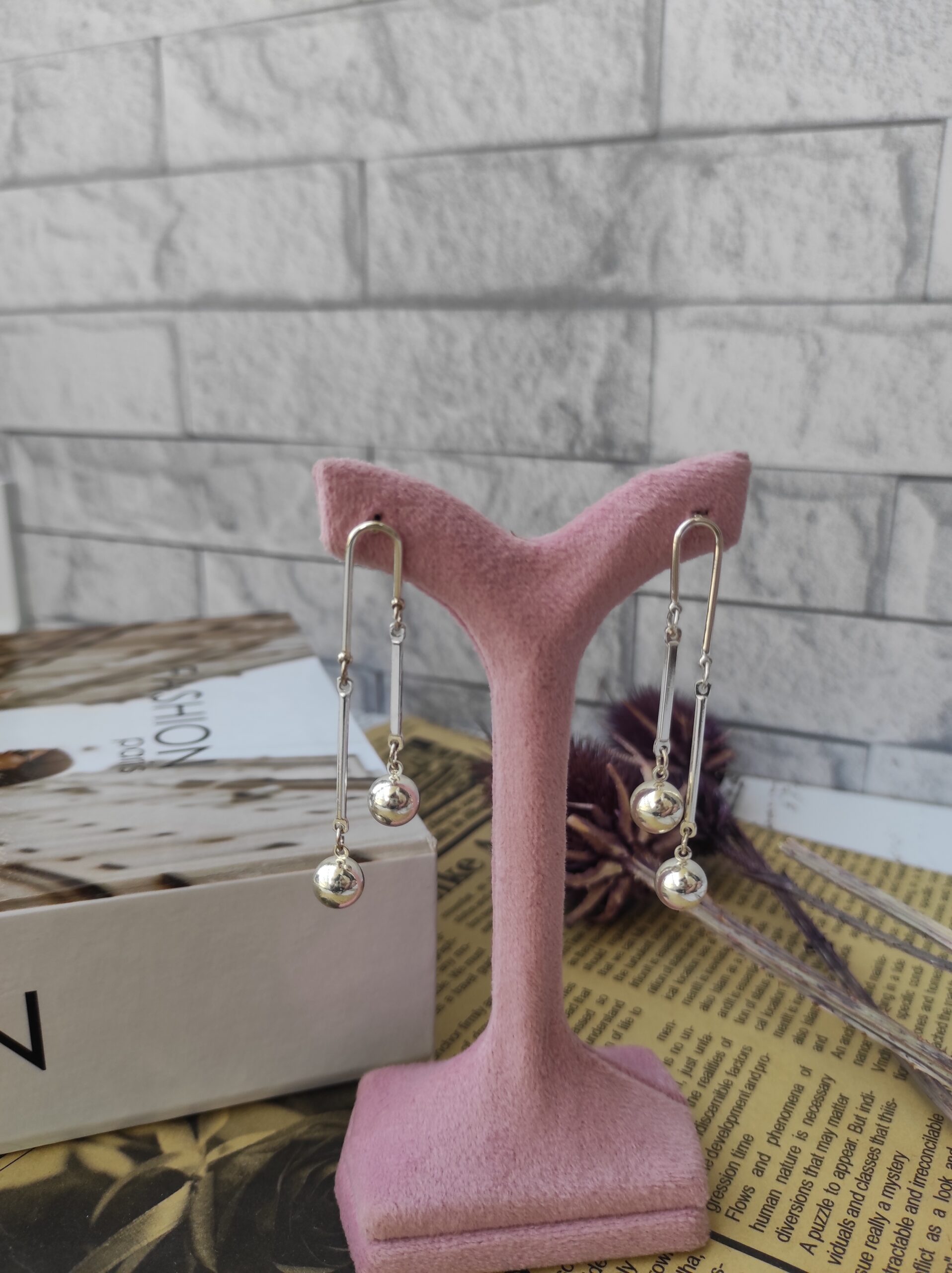 گوشواره اویز گوی دار